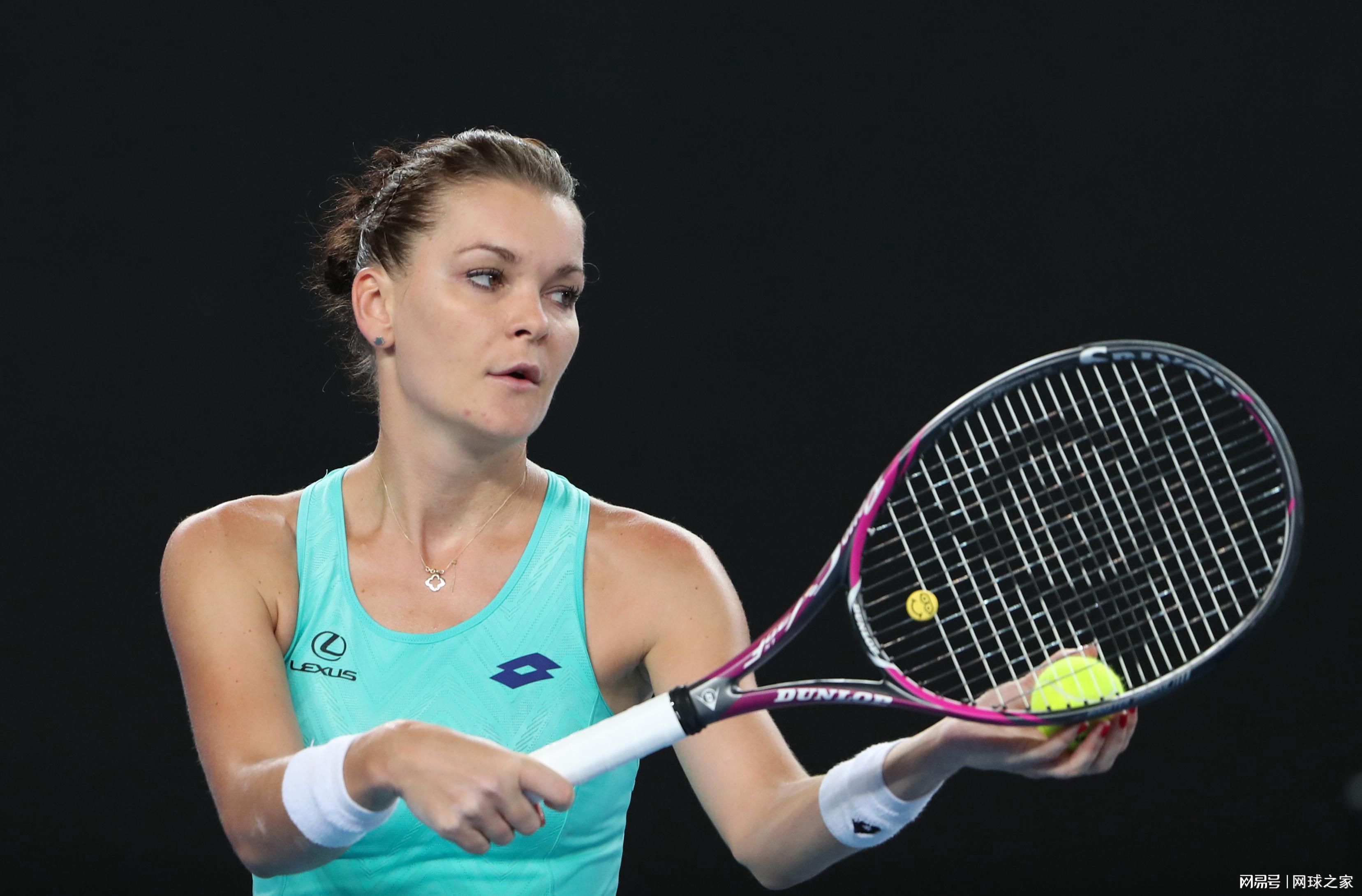 球探体育比分网-十余年后再演神迹！斯瓦泰克三胜加冕联合杯，成新晋幸运儿